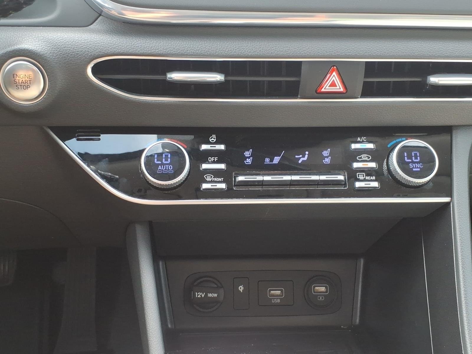 Used 2022 Portofino Gray Hyundai Limited image 18