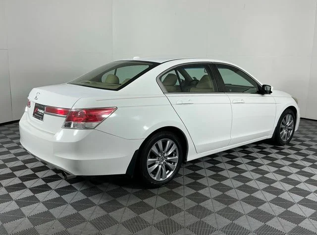 Used 2012 White Orchid Pearl Honda EX-L image 7