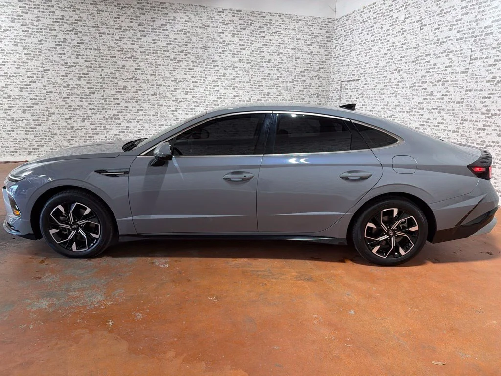 Used 2024 Transmission Blue Hyundai SEL image 4
