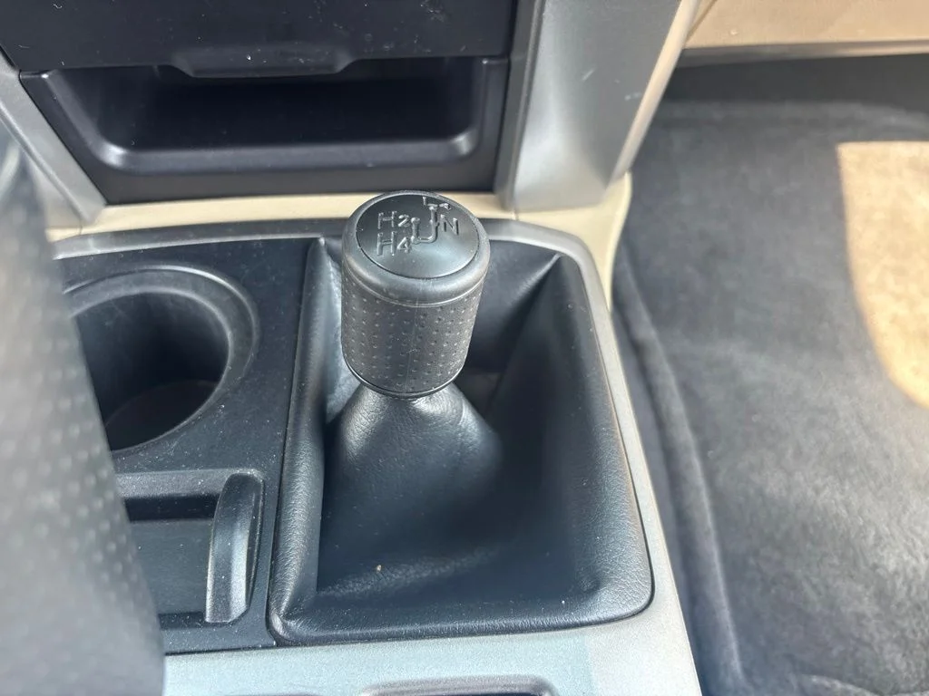 Used 2010 Blizzard Pearl Toyota SR5 image 16