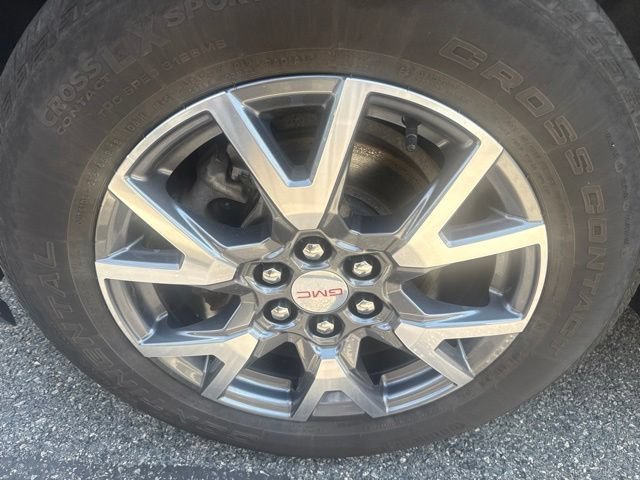 Used 2023 ULTRA BLUE METALLIC GMC SLT image 4