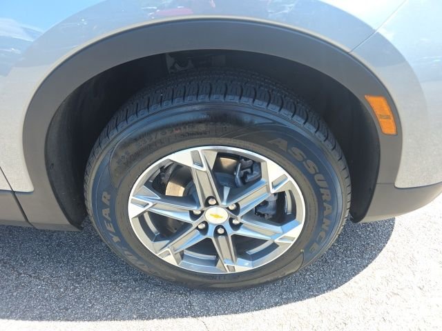 Used 2024 Gray Chevrolet LT image 12