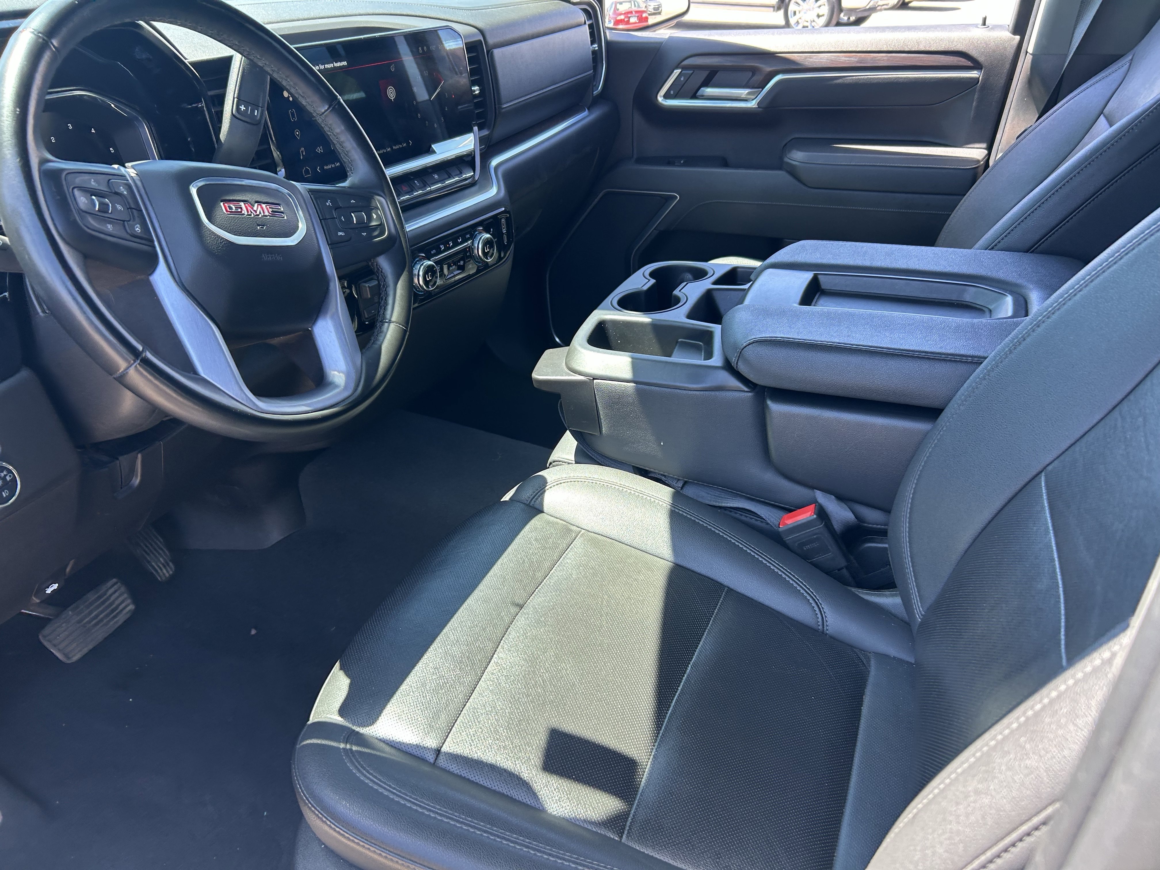 Used 2025 Titanium Rush Metallic GMC SLT image 9