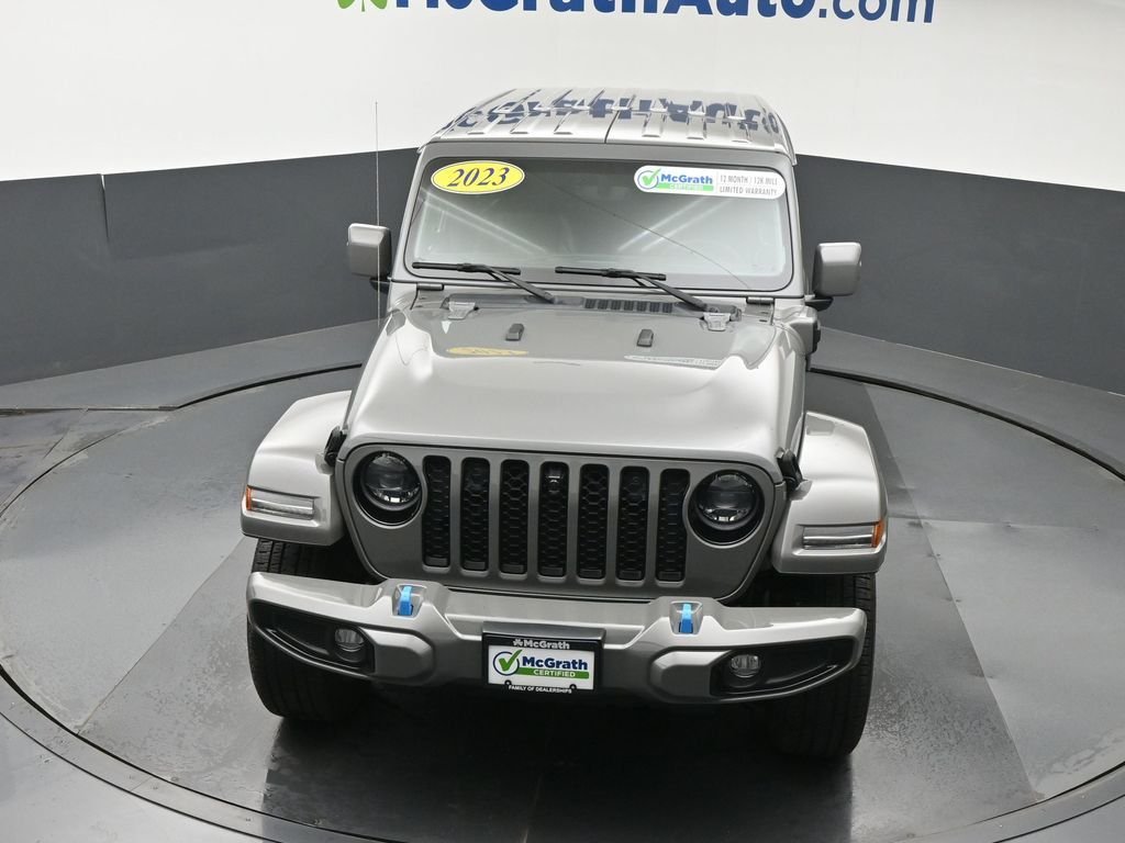 Used 2023 Gray Jeep Sahara 4xe image 27