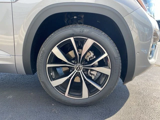 2026 Volkswagen Atlas SEL Premium R-Line - Photo 26
