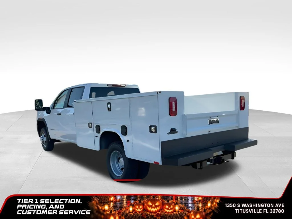 New 2026 Summit White GMC Pro image 6