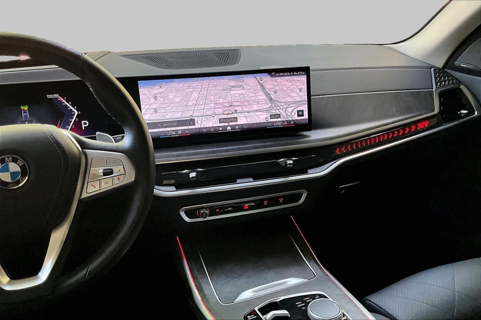 Used 2025 Black Sapphire Metallic BMW xDrive40i image 6