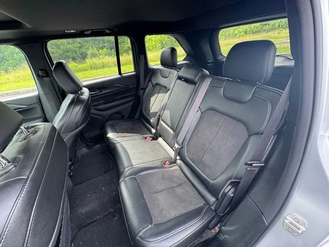 Used 2024 Silver Jeep Altitude X image 13