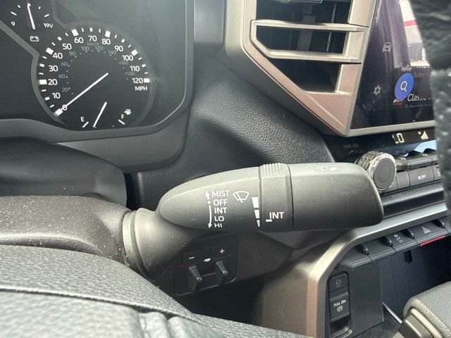 Used 2025  Toyota SR5 image 35