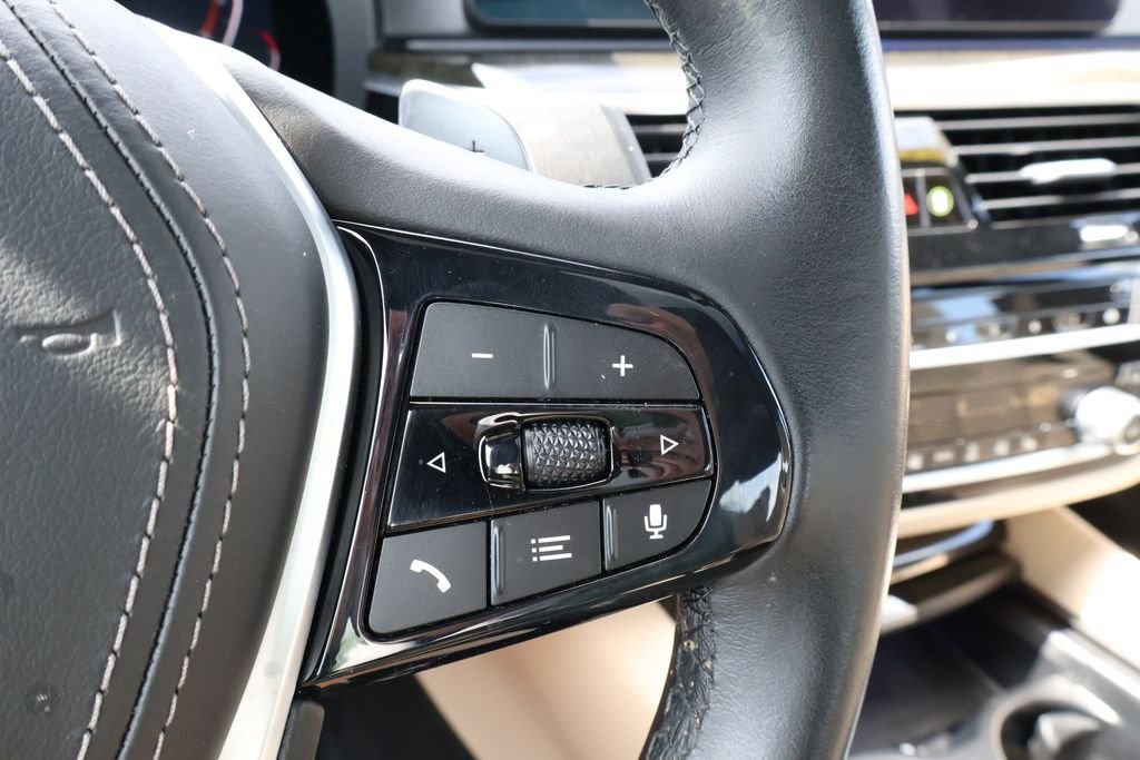 Used 2023 Black BMW i image 24