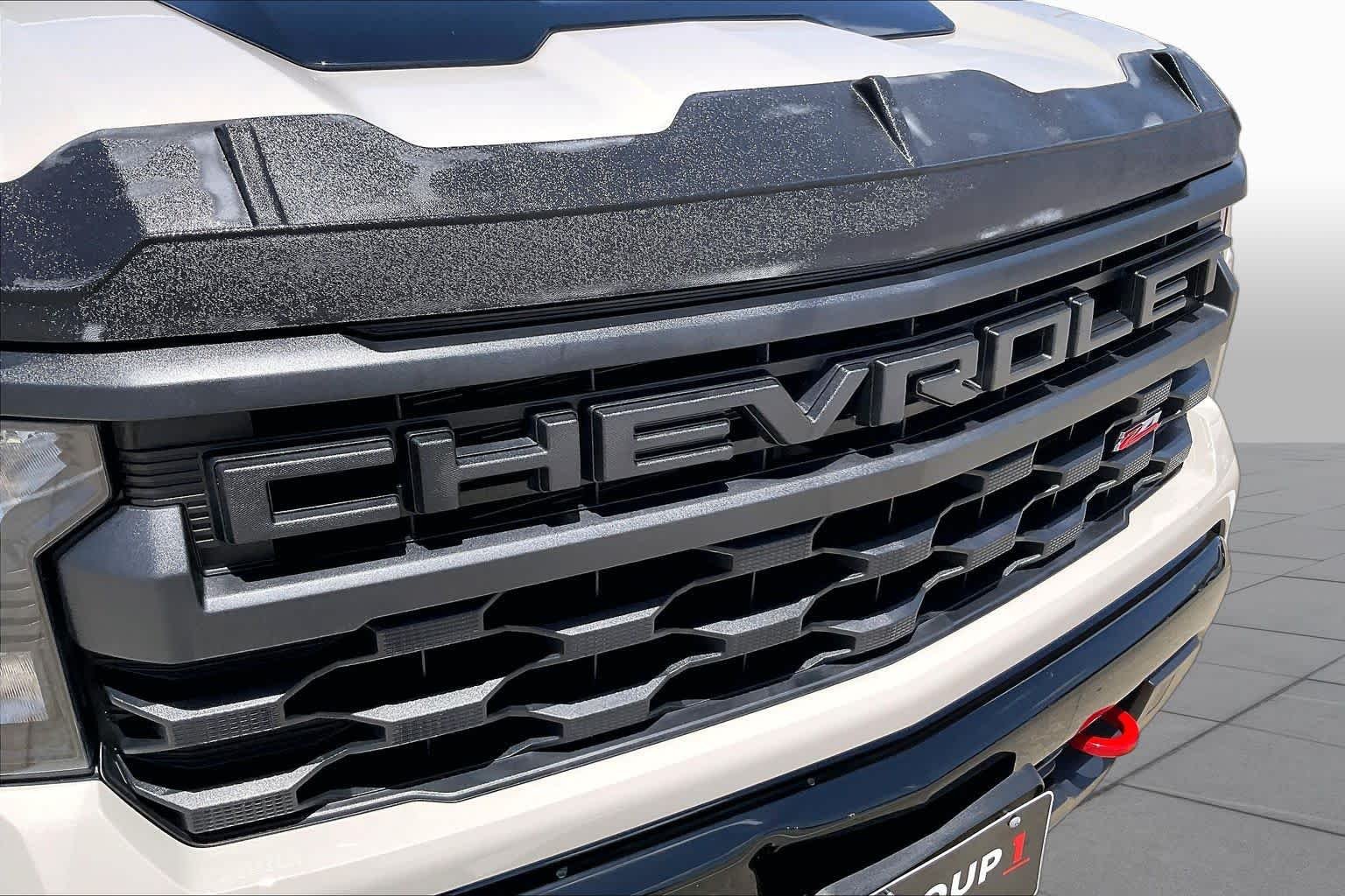 Used 2026 White Sands Chevrolet Custom Trail Boss image 29