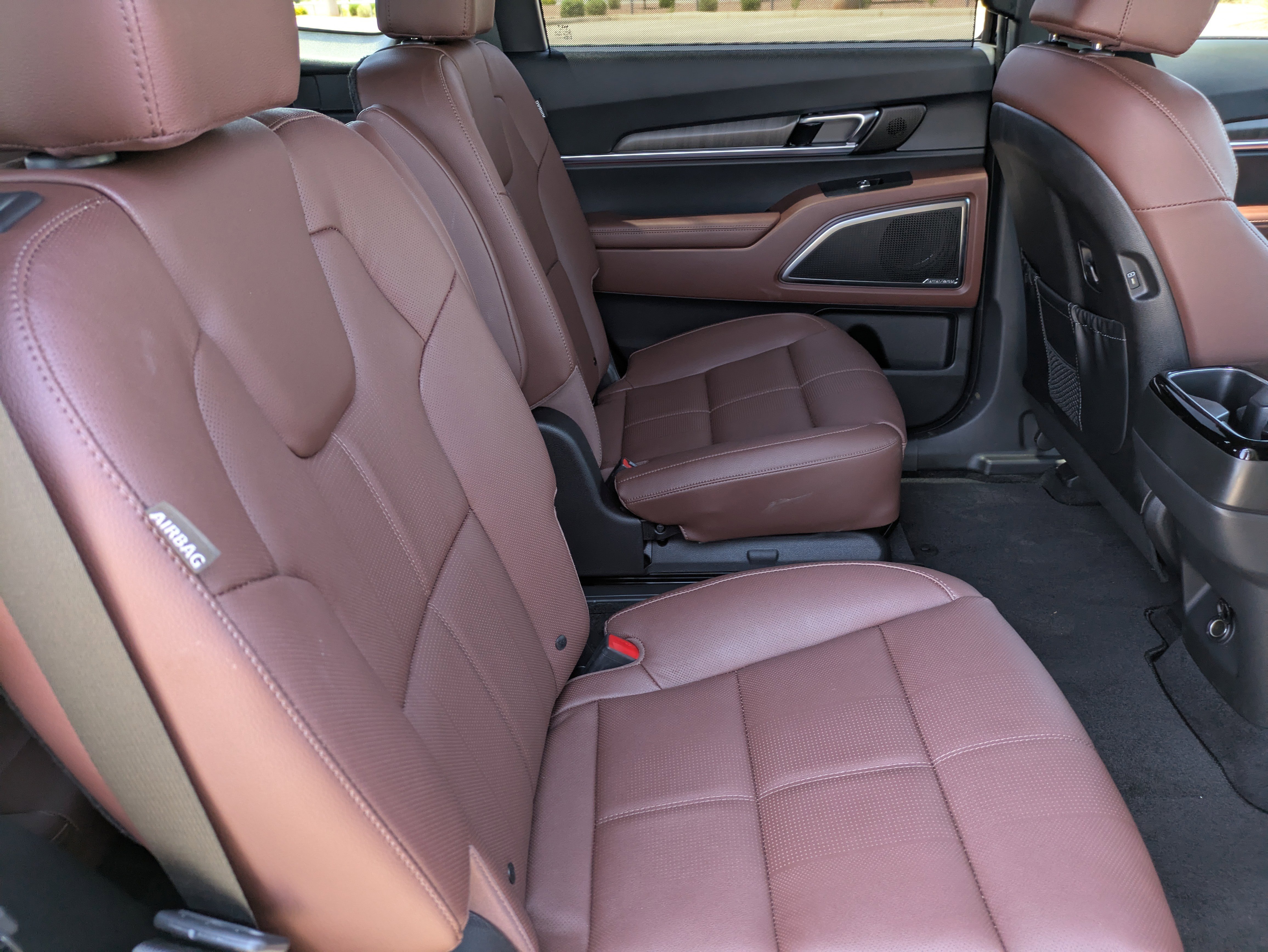 2025 Kia Telluride SX - Photo 14