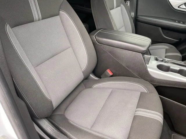 Used 2024 White Chevrolet LT image 23