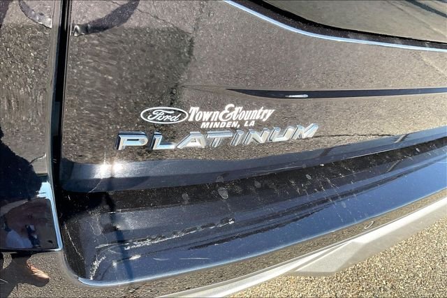 Used 2025 Agate Black Metallic Ford Platinum image 14