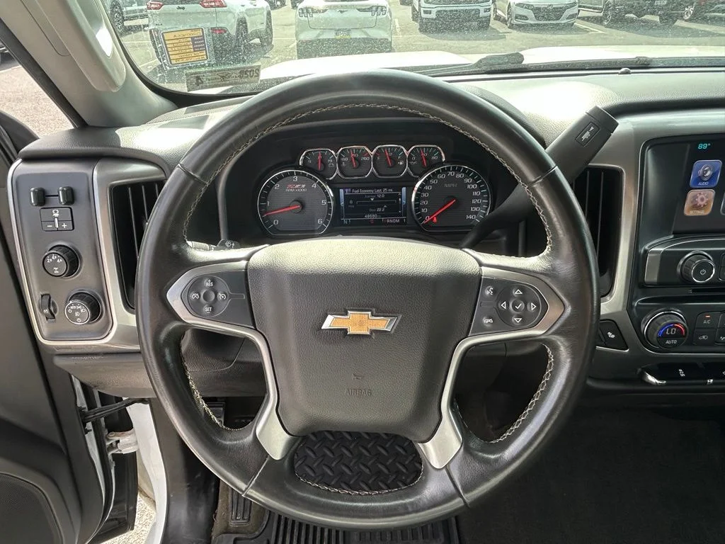 Used 2016 Summit White Chevrolet LT image 11