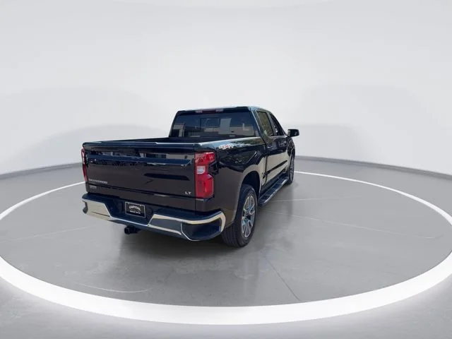 Used 2025 Black Chevrolet LT image 8