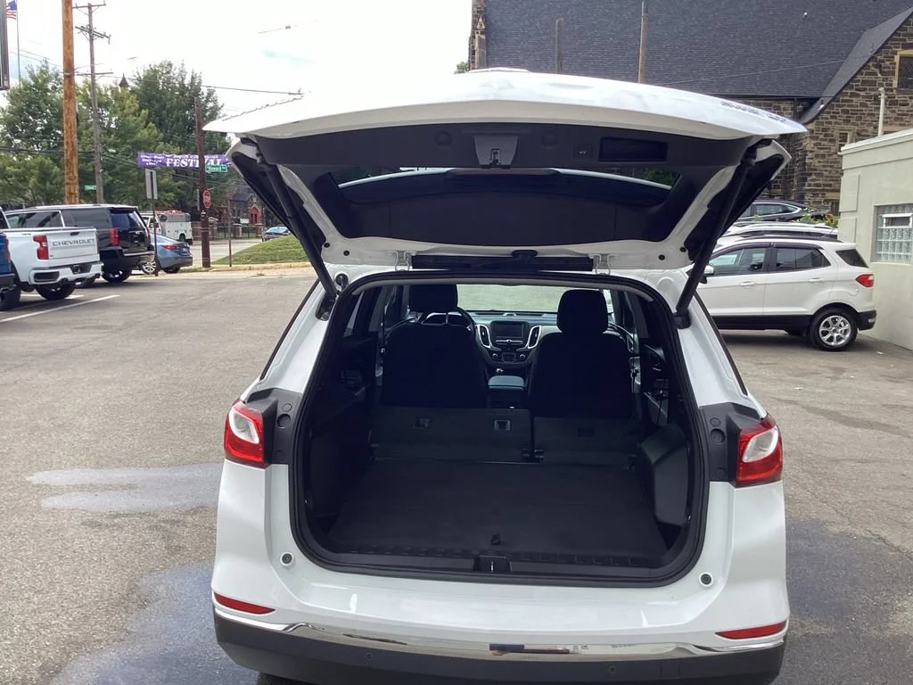 Used 2020 SUMMIT WHITE Chevrolet LT image 10