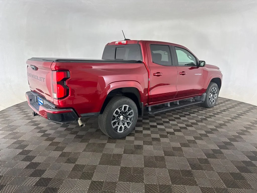 Used 2023 Red Chevrolet LT image 5