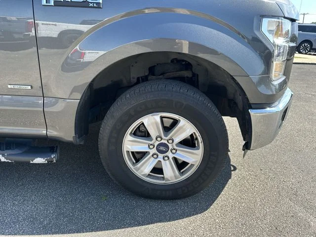 Used 2016 Gray Ford XL image 20