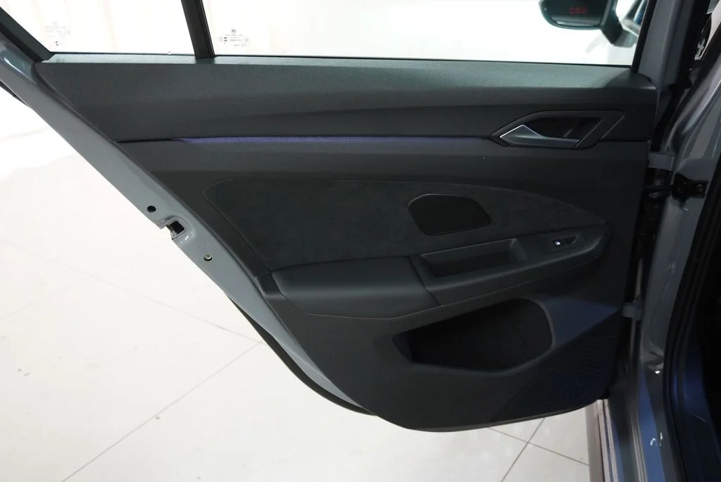 New 2026 Moonstone Gray Volkswagen SE image 30