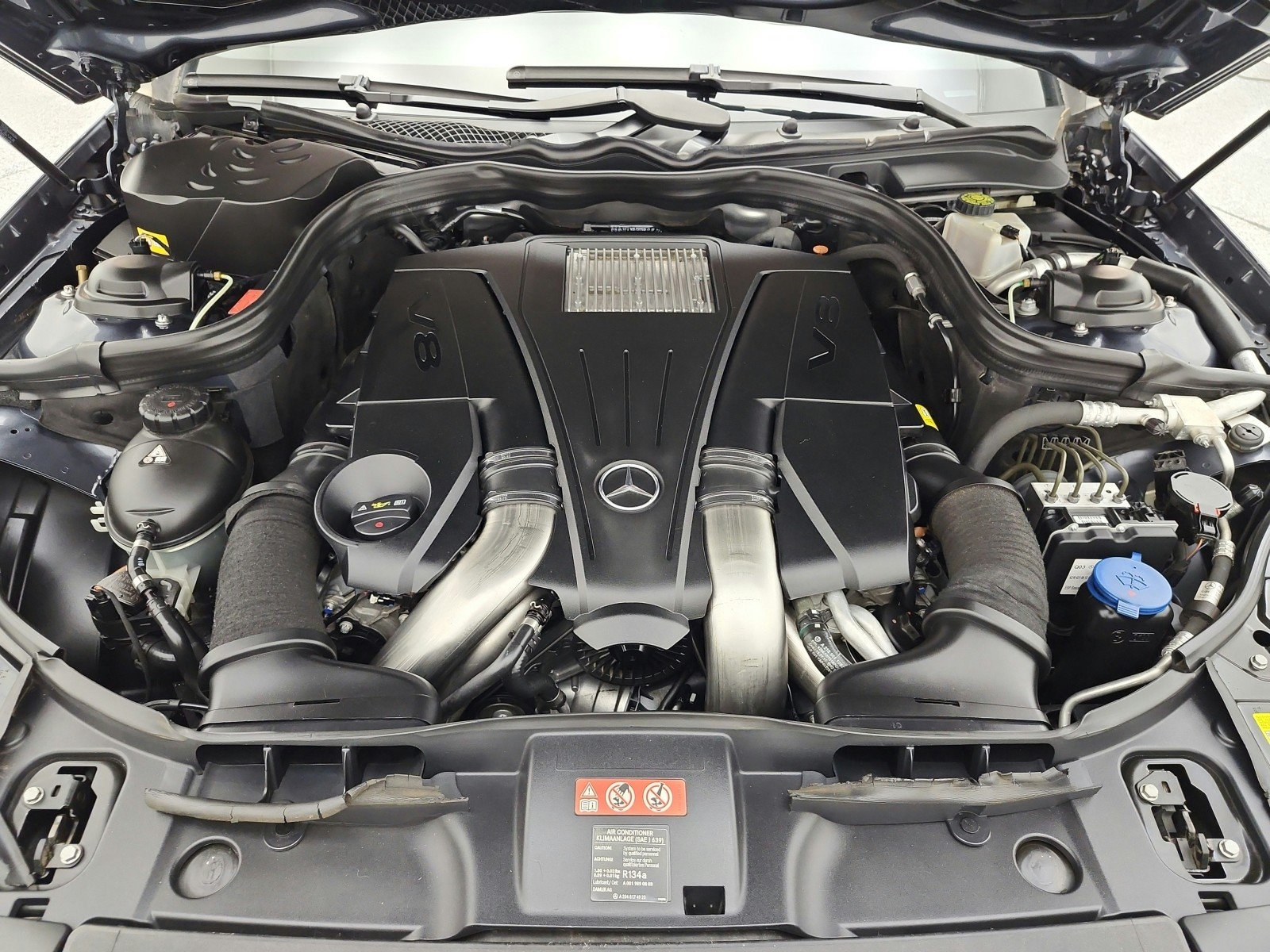 Used 2013 Steel Grey Mercedes-Benz 4dr Sdn CLS 550 RWD image 17