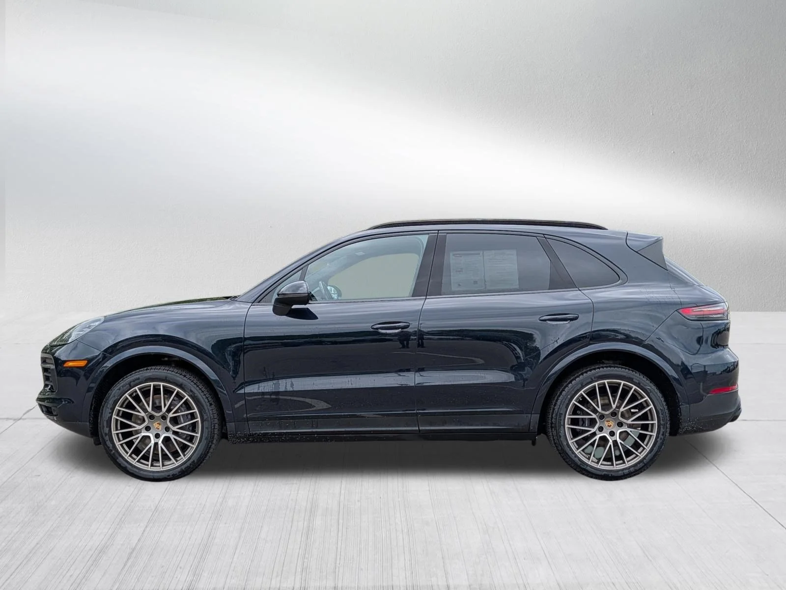 2022 Porsche Cayenne Platinum Edition - Photo 4