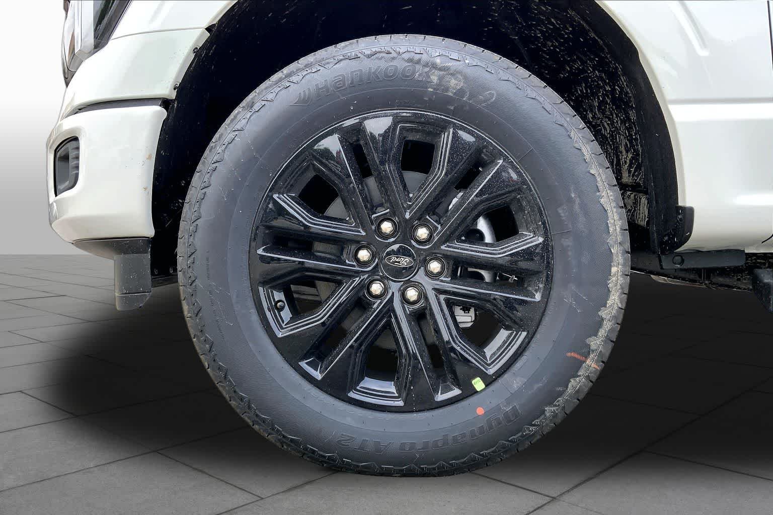 New 2026 Star White Metallic Tri-Coat Ford Lariat® image 8