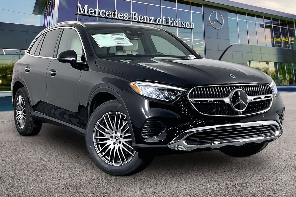 New 2026 Black Mercedes-Benz GLC 300 image 1