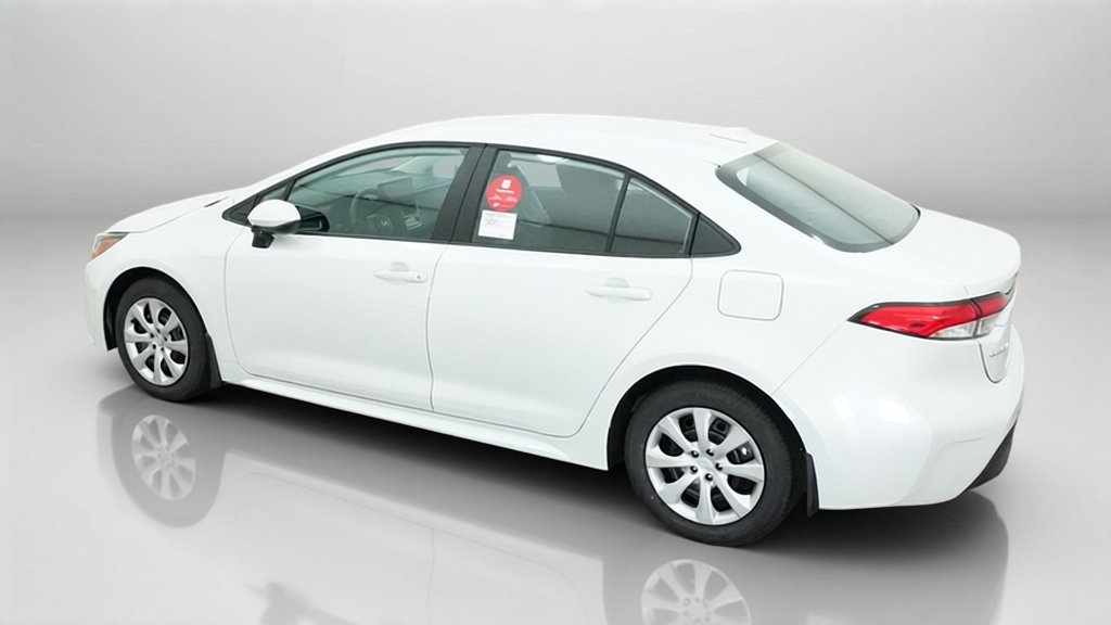 New 2027 Wind Chill Pearl Toyota LE image 15