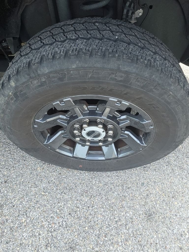 Used 2023 Antimatter Blue Metallic Ford Lariat image 18