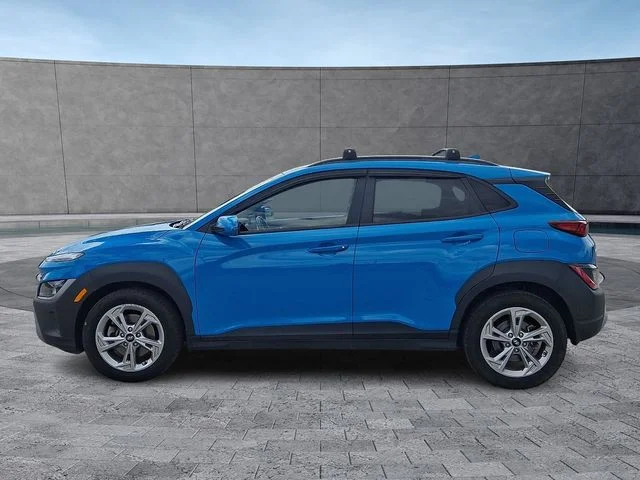 Used 2023 Green Hyundai SEL image 6
