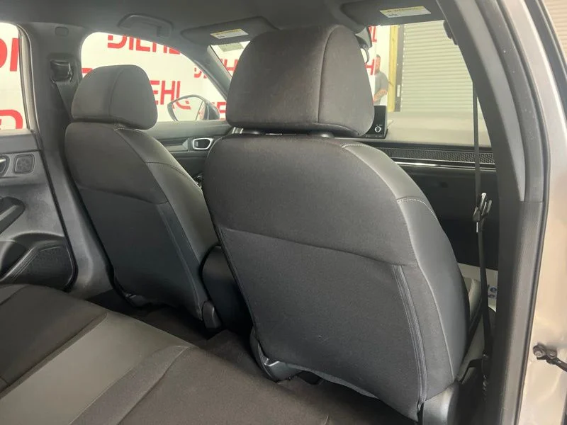 Used 2025  Honda Sport image 11