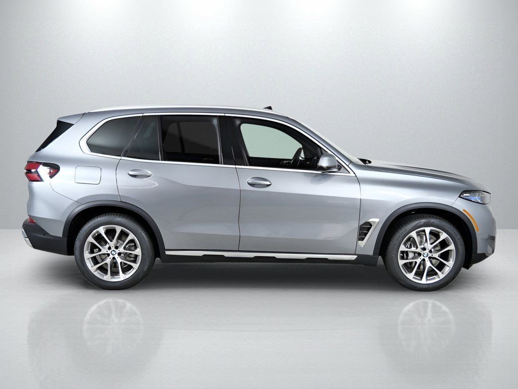 Certified Used 2026 Skyscraper Grey Metallic BMW xDrive40i image 10