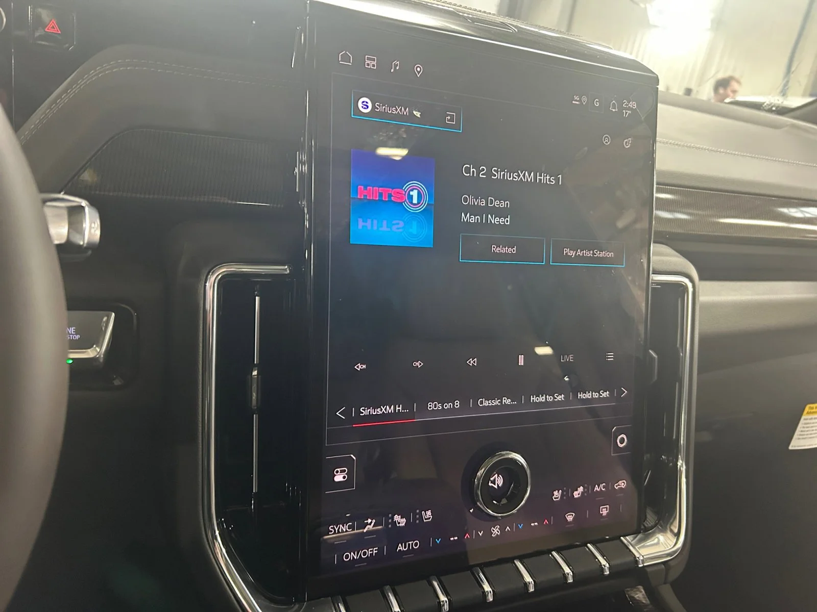 New 2026 Summit White GMC Elevation image 24