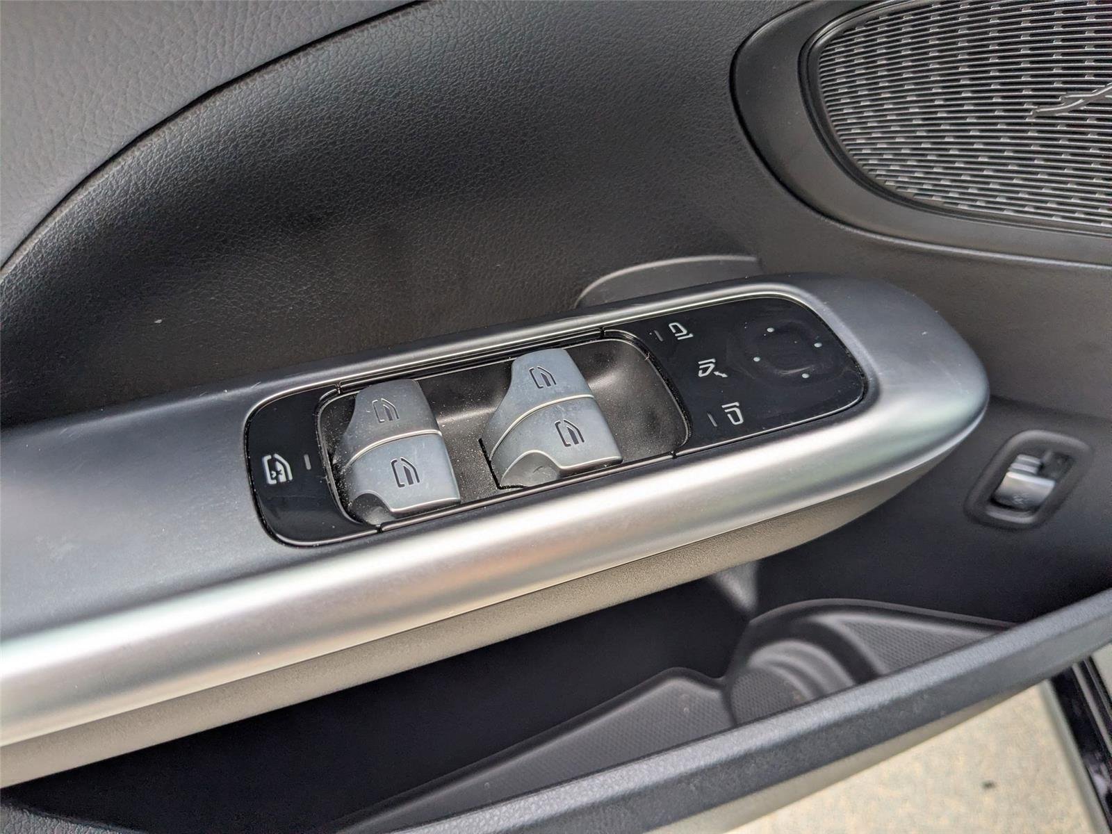Used 2025 BLACK Mercedes-Benz C 300 image 13