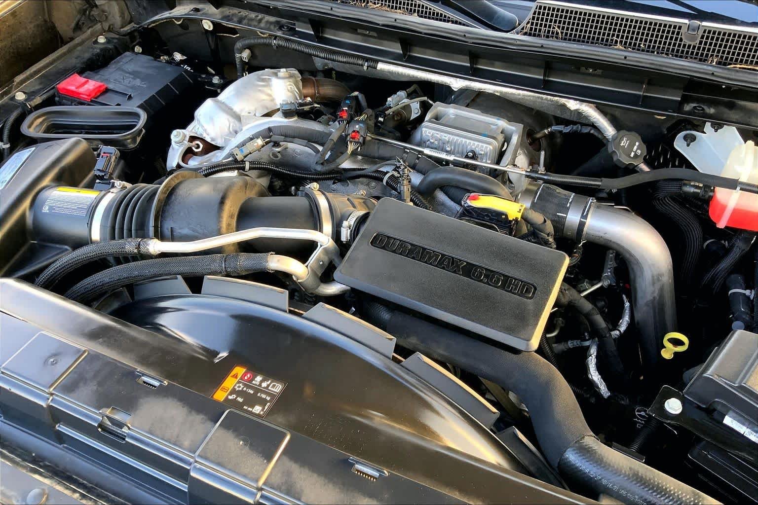 Used 2022 Black Chevrolet High Country image 33