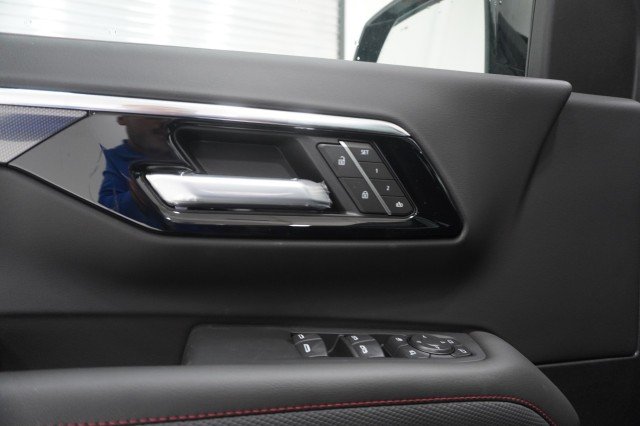 2026 Chevrolet Suburban RST - Photo 17