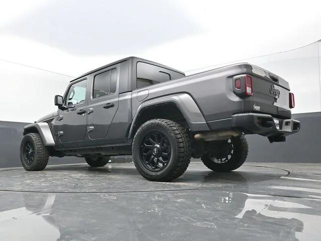 Used 2022 Gray Jeep Sport image 40