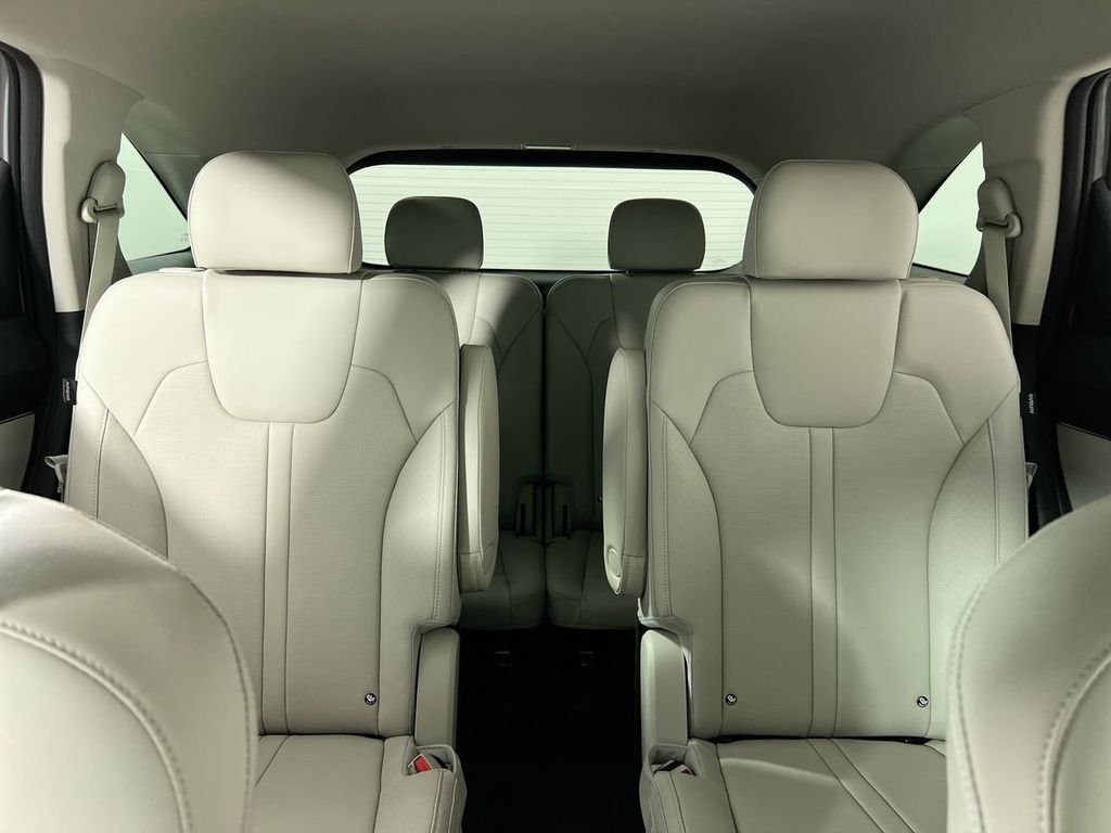New 2026 Wolf Gray Kia EX image 28