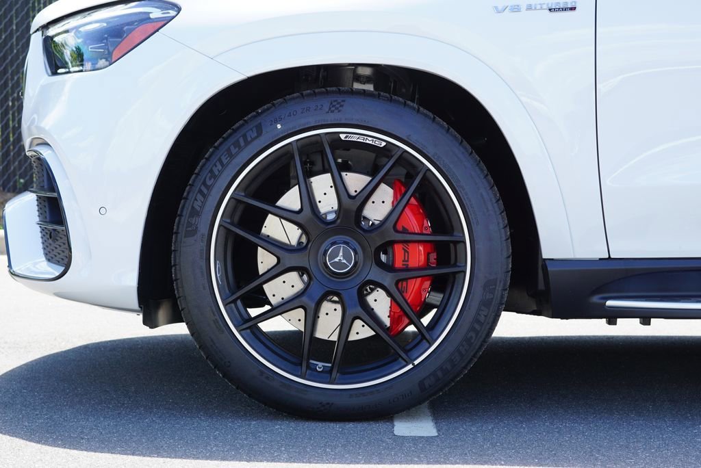 New 2026 MANUFAKTUR Moonlight White Metallic Mercedes-Benz GLE 63 S AMG® image 72