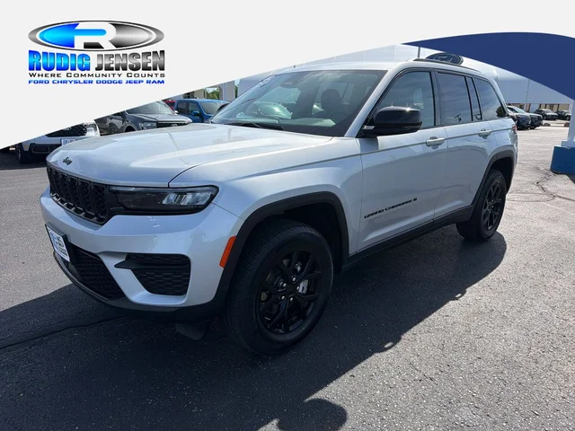 2025 Jeep Grand Cherokee Altitude