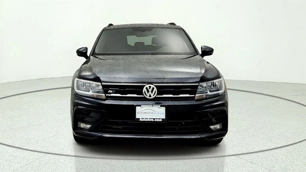 Used 2021 Deep Black Pearl Volkswagen 2.0T SE R-Line Black FWD image 2