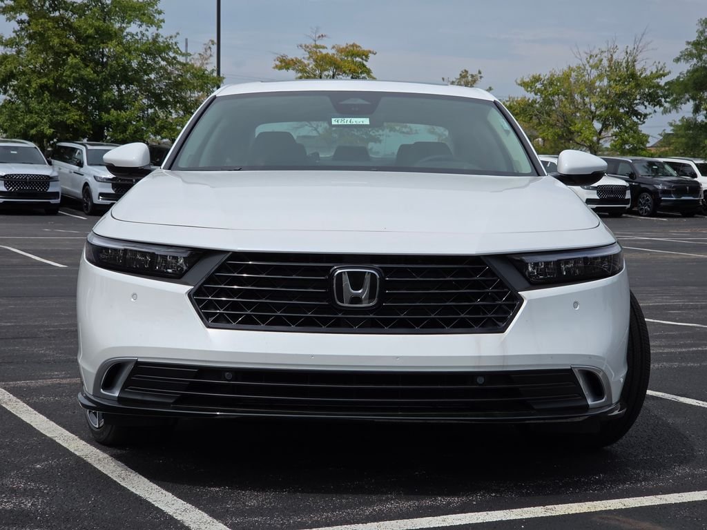 New 2026 Platinum White Pearl Honda Touring image 21