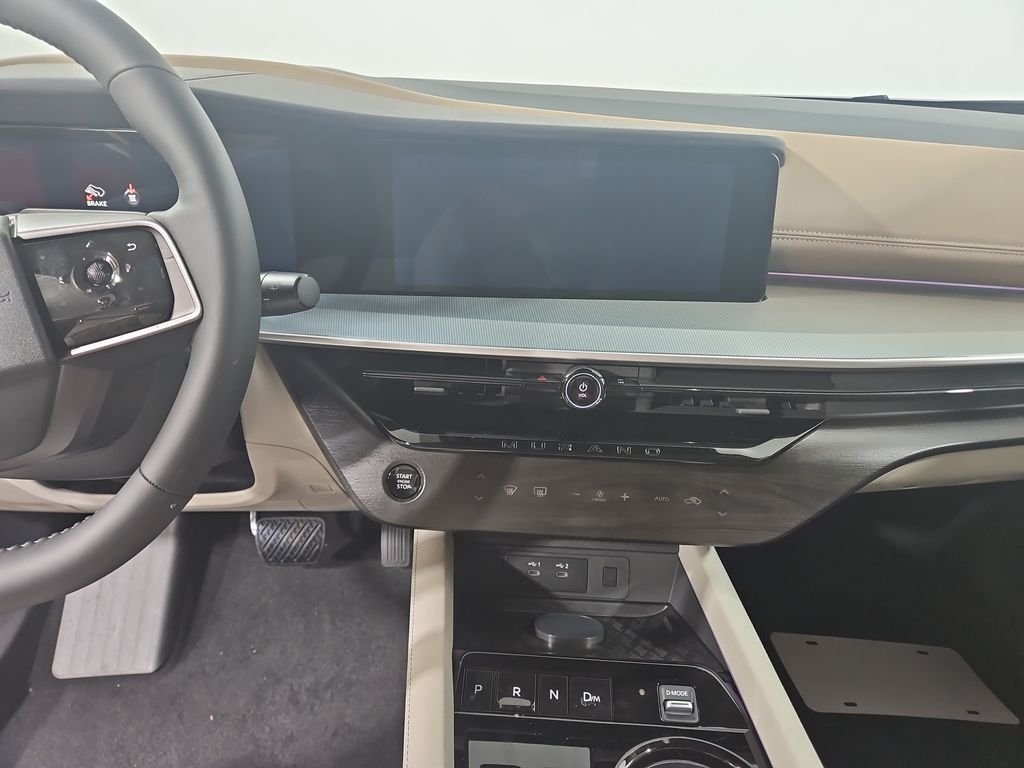 New 2026 Scarlet Nissan Platinum image 18