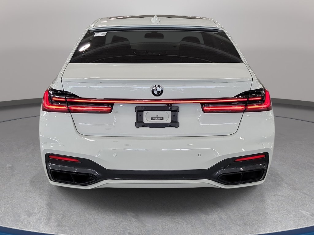 Used 2020 Alpine White BMW 740i image 6