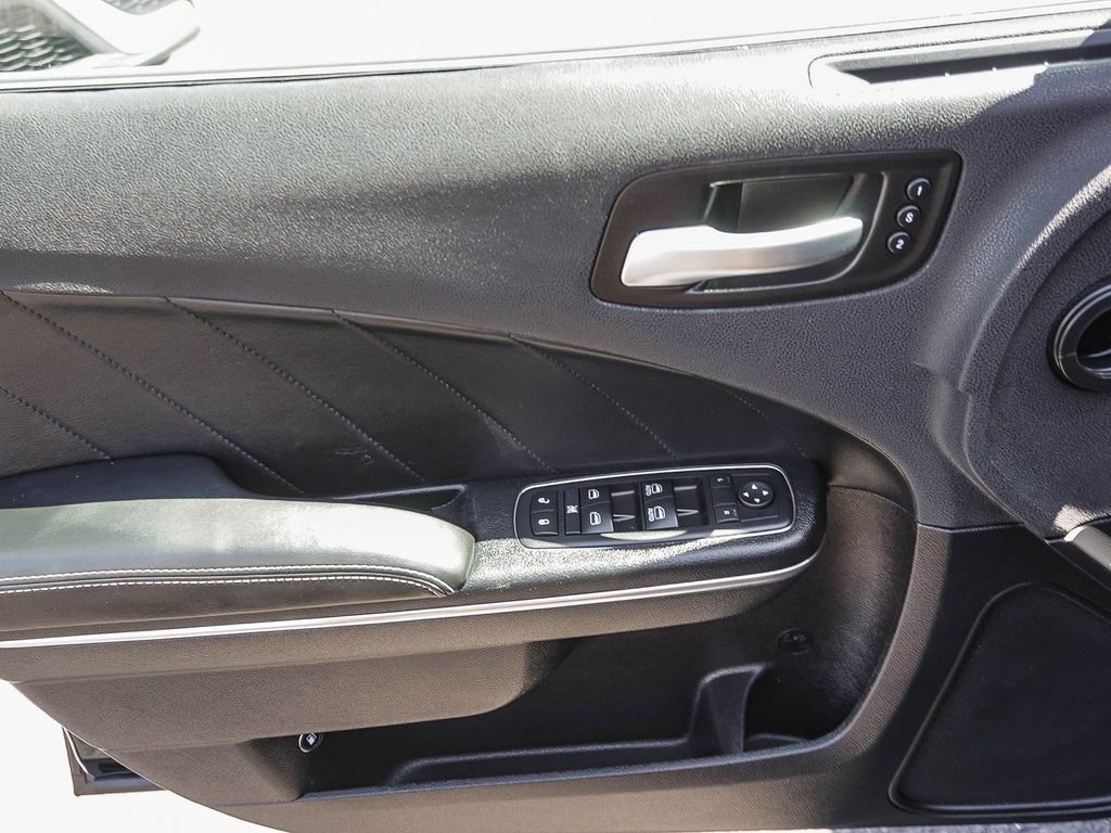 Used 2017 Pitch Black Clearcoat Dodge SRT 392 image 18