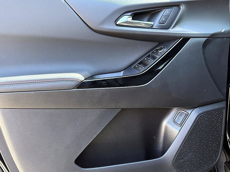 New 2026 Mosaic Black Metallic Chevrolet RS image 12