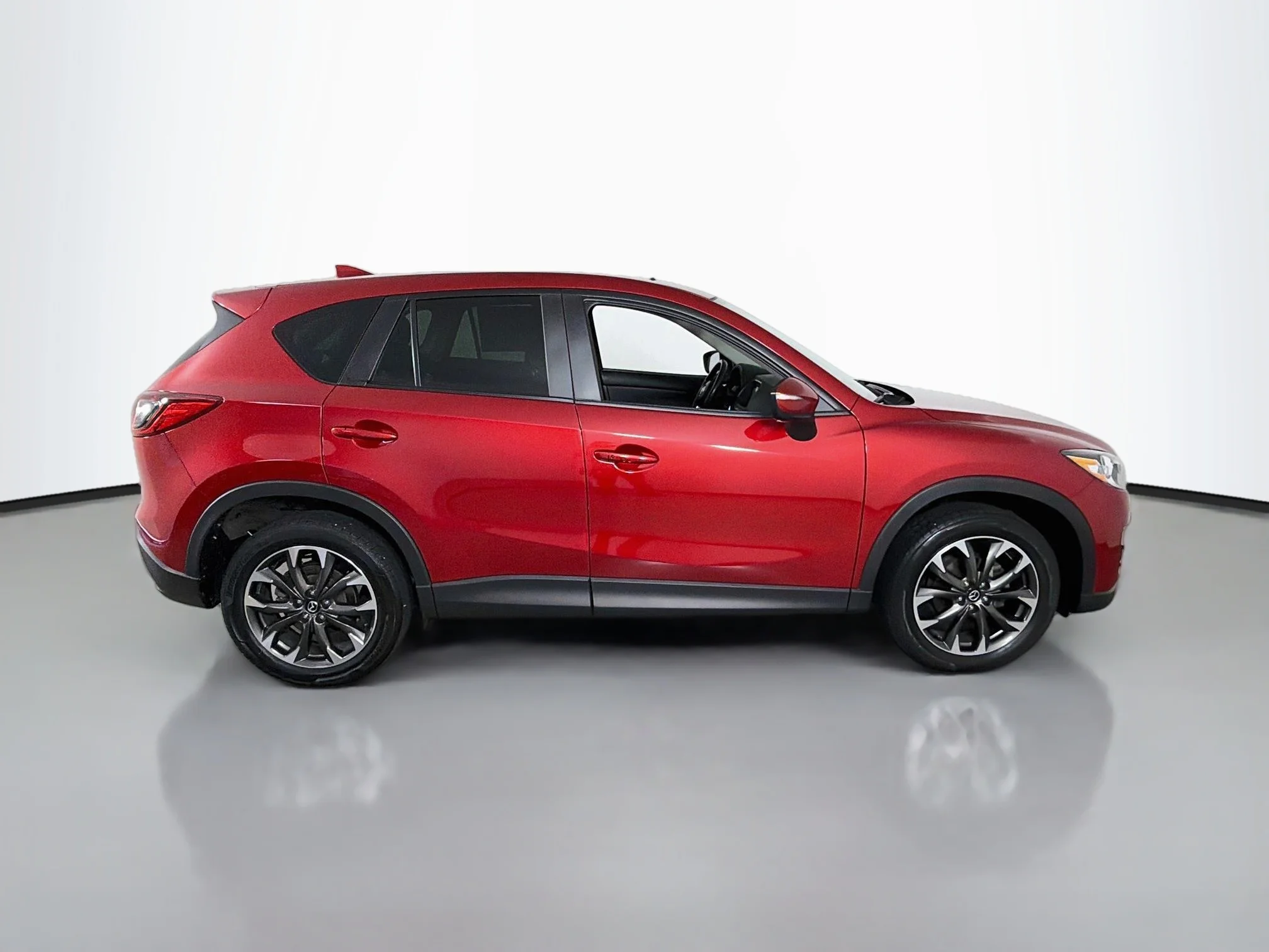 Used 2016 Soul Red Metallic Mazda Grand Touring image 8