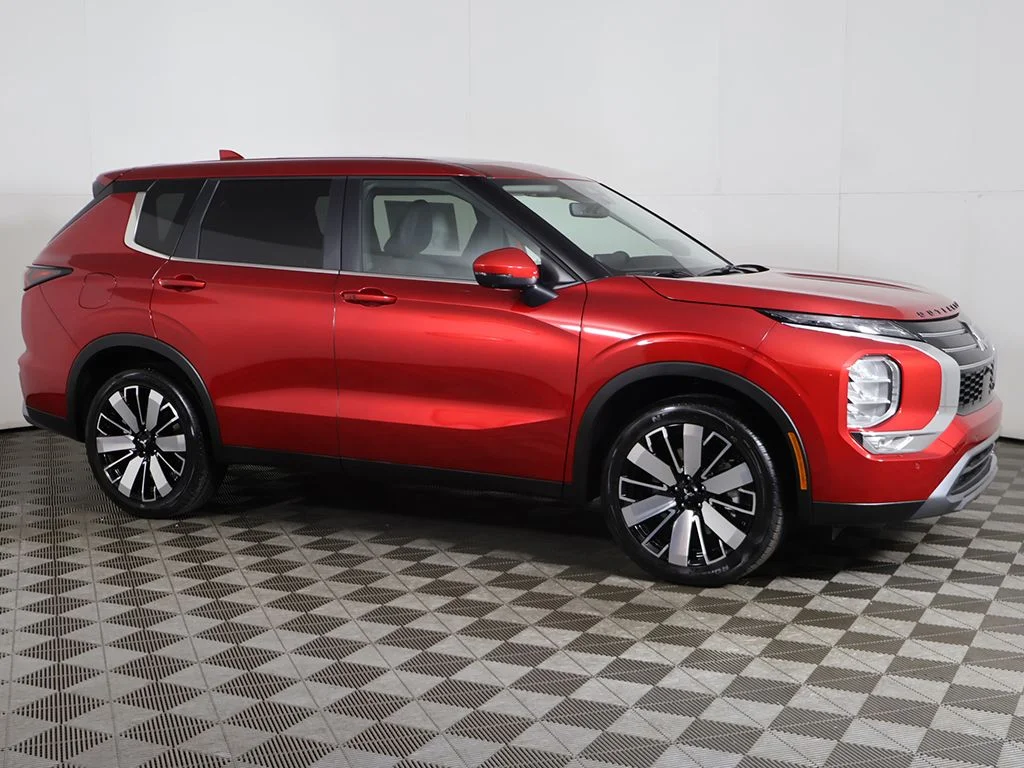 New 2026 Red Mitsubishi SE 1.5T 2WD image 17