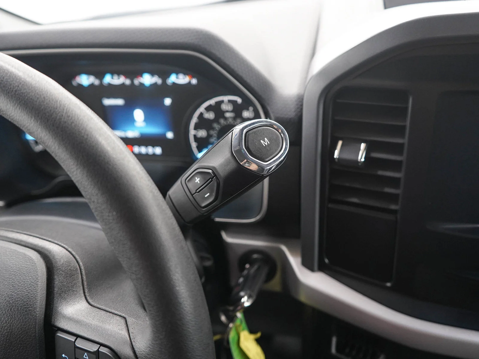 Used 2023 Area 51 Blue Ford XLT image 25